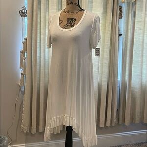 Cream ruffle jagged edges soft dress